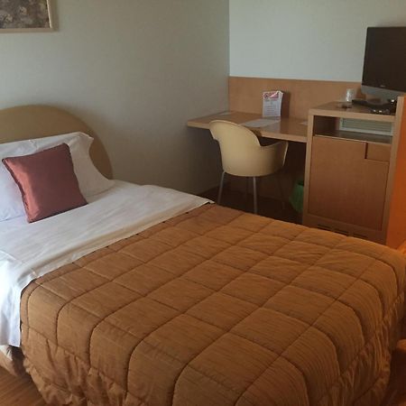 Grand Hotel Garden Barile Δωμάτιο φωτογραφία